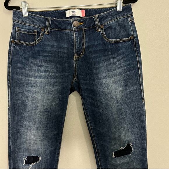 Cabi Slim Boyfriend Jeans Distressed Style #5695 Size 4 - Picture 3 of 10